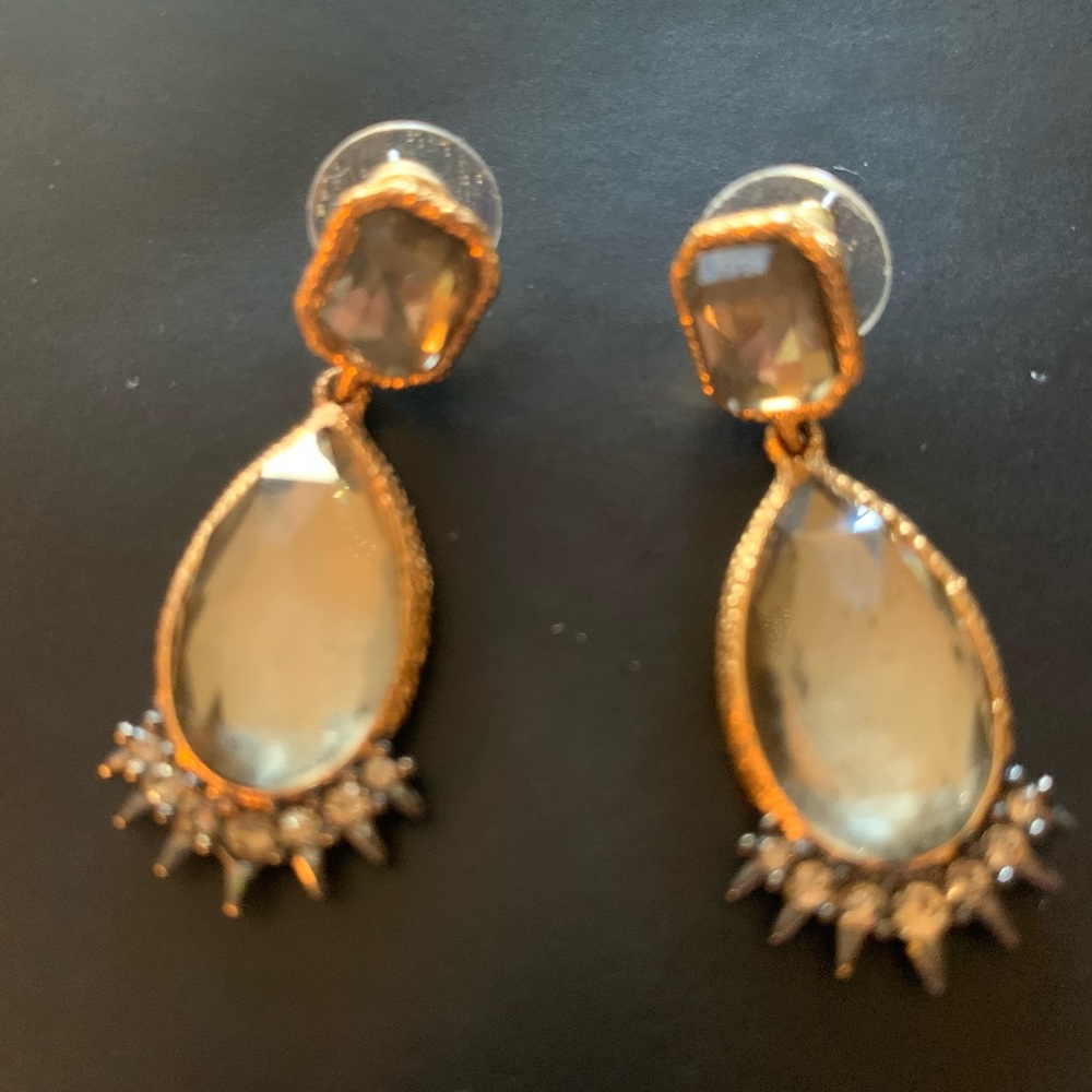 Gold earrings (costume)